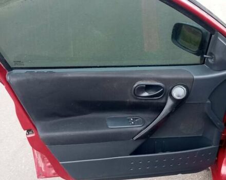 Червоний Рено Меган, об'ємом двигуна 1.46 л та пробігом 230 тис. км за 2400 $, фото 4 на Automoto.ua