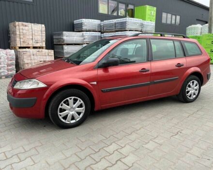 Красный Рено Меган, объемом двигателя 1.6 л и пробегом 249 тыс. км за 3699 $, фото 1 на Automoto.ua