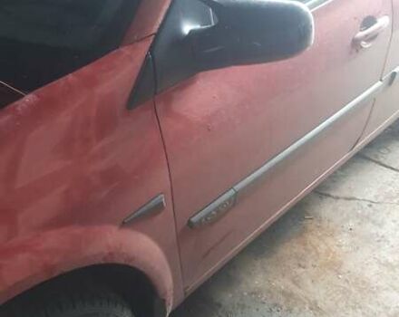 Рено Меган 2004 в Первомайск на Automoto.ua Красный Рено Меган, объемом двигателя 1.6 л и пробегом 257 тыс. км за 4750 $, фото 15 на Automoto.ua