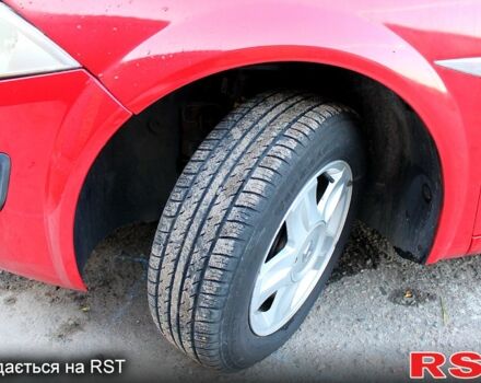 Красный Рено Меган, объемом двигателя 1.6 л и пробегом 254 тыс. км за 5100 $, фото 5 на Automoto.ua