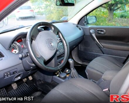 Красный Рено Меган, объемом двигателя 1.6 л и пробегом 254 тыс. км за 5100 $, фото 7 на Automoto.ua