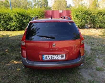 Рено Меган 2004 у Кропивницькому (Кіровограді) на Automoto.ua Червоний Рено Меган, об'ємом двигуна 2 л та пробігом 280 тис. км за 5600 $, фото 3 на Automoto.ua