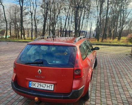 Красный Рено Меган, объемом двигателя 1.5 л и пробегом 345 тыс. км за 3000 $, фото 2 на Automoto.ua