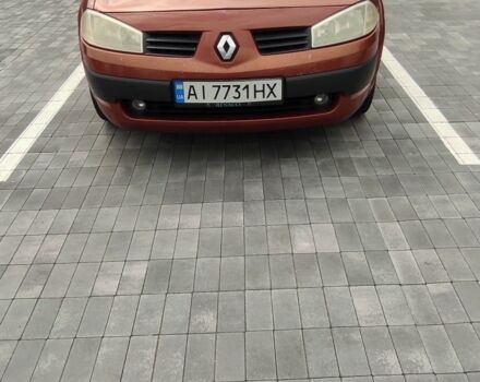 Красный Рено Меган, объемом двигателя 1.6 л и пробегом 214 тыс. км за 4000 $, фото 5 на Automoto.ua