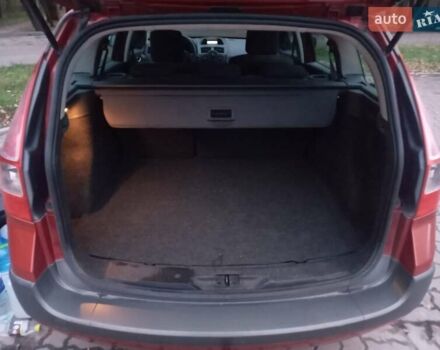 Красный Рено Меган, объемом двигателя 1.6 л и пробегом 173 тыс. км за 5400 $, фото 1 на Automoto.ua