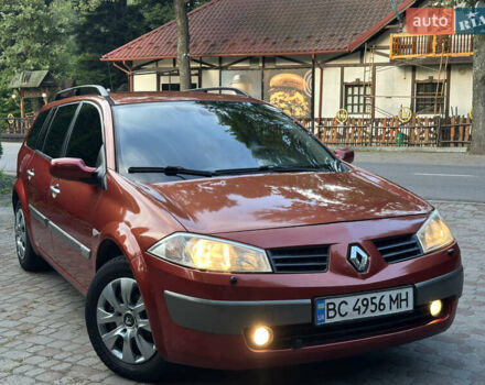 Красный Рено Меган, объемом двигателя 2 л и пробегом 304 тыс. км за 4200 $, фото 1 на Automoto.ua