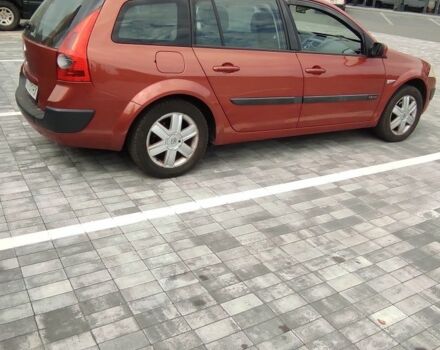 Красный Рено Меган, объемом двигателя 1.6 л и пробегом 214 тыс. км за 4000 $, фото 8 на Automoto.ua