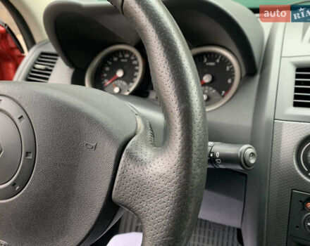 Рено Меган 2005 в Луцке на Automoto.ua Красный Рено Меган, объемом двигателя 2 л и пробегом 83 тыс. км за 4999 $, фото 89 на Automoto.ua