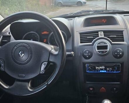 Красный Рено Меган, объемом двигателя 1.46 л и пробегом 331 тыс. км за 4200 $, фото 10 на Automoto.ua