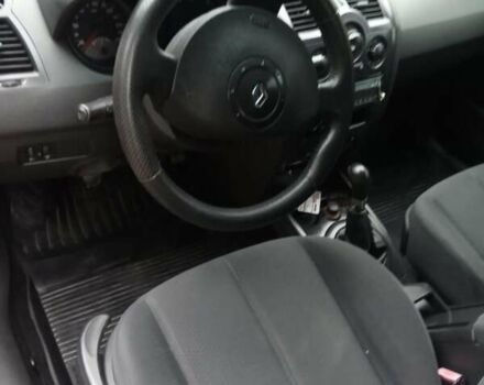 Красный Рено Меган, объемом двигателя 1.46 л и пробегом 320 тыс. км за 3900 $, фото 2 на Automoto.ua