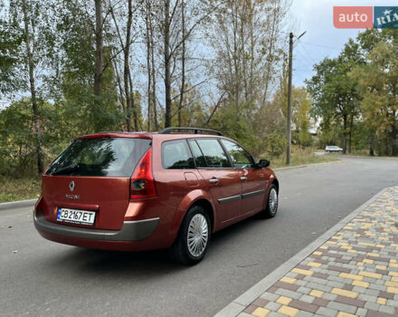 Рено Меган 2005 в Чернигове на Automoto.ua Красный Рено Меган, объемом двигателя 1.6 л и пробегом 215 тыс. км за 4200 $, фото 7 на Automoto.ua