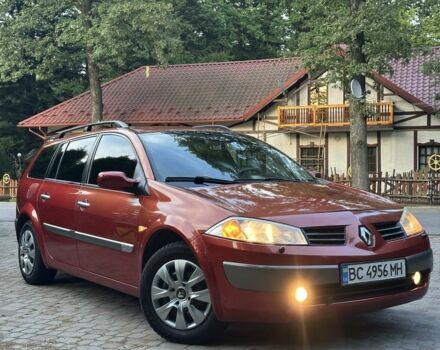 Красный Рено Меган, объемом двигателя 2 л и пробегом 300 тыс. км за 4350 $, фото 9 на Automoto.ua