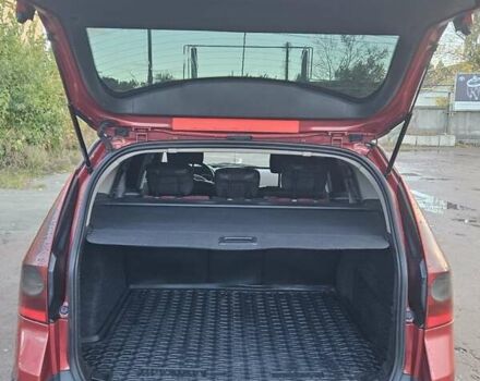 Красный Рено Меган, объемом двигателя 1.46 л и пробегом 331 тыс. км за 4200 $, фото 2 на Automoto.ua