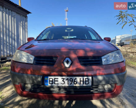 Рено Меган 2005 в Одессе на Automoto.ua Красный Рено Меган, объемом двигателя 1.6 л и пробегом 304 тыс. км за 3999 $, фото 2 на Automoto.ua