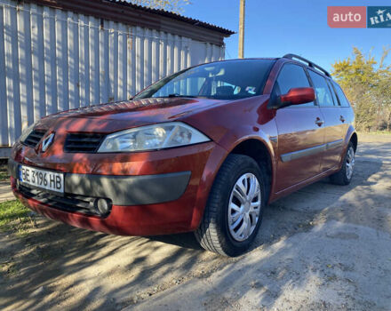 Рено Меган 2005 в Одессе на Automoto.ua Красный Рено Меган, объемом двигателя 1.6 л и пробегом 304 тыс. км за 3999 $, фото 11 на Automoto.ua