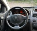 Красный Рено Меган, объемом двигателя 2 л и пробегом 300 тыс. км за 4350 $, фото 23 на Automoto.ua