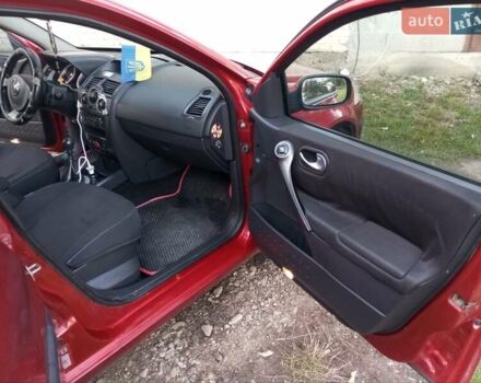 Красный Рено Меган, объемом двигателя 1.5 л и пробегом 190 тыс. км за 3000 $, фото 12 на Automoto.ua