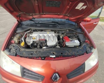 Рено Меган 2006 в Броварах на Automoto.ua Красный Рено Меган, объемом двигателя 1.6 л и пробегом 201 тыс. км за 5300 $, фото 14 на Automoto.ua