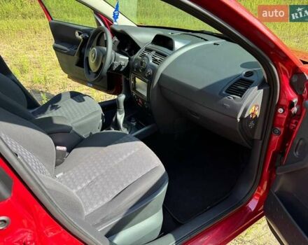 Червоний Рено Меган, об'ємом двигуна 1.6 л та пробігом 226 тис. км за 5600 $, фото 45 на Automoto.ua
