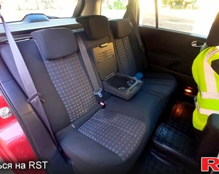 Червоний Рено Меган, об'ємом двигуна 1.6 л та пробігом 190 тис. км за 4800 $, фото 7 на Automoto.ua