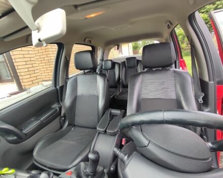 Красный Рено Меган, объемом двигателя 1.39 л и пробегом 234 тыс. км за 4200 $, фото 7 на Automoto.ua