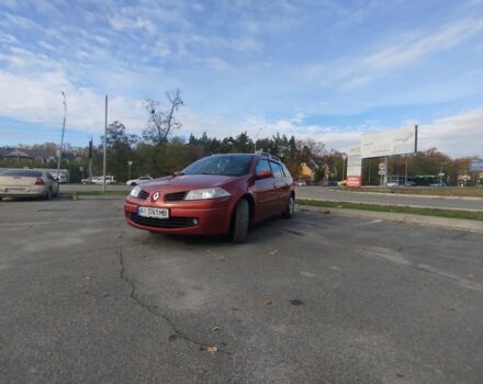Рено Меган 2006 в Броварах на Automoto.ua Красный Рено Меган, объемом двигателя 1.6 л и пробегом 201 тыс. км за 5300 $, фото 1 на Automoto.ua
