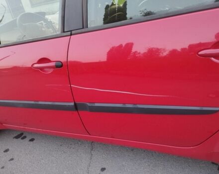 Красный Рено Меган, объемом двигателя 1.39 л и пробегом 234 тыс. км за 4200 $, фото 3 на Automoto.ua