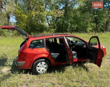 Червоний Рено Меган, об'ємом двигуна 1.6 л та пробігом 226 тис. км за 5600 $, фото 77 на Automoto.ua