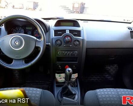 Червоний Рено Меган, об'ємом двигуна 1.6 л та пробігом 190 тис. км за 4800 $, фото 5 на Automoto.ua