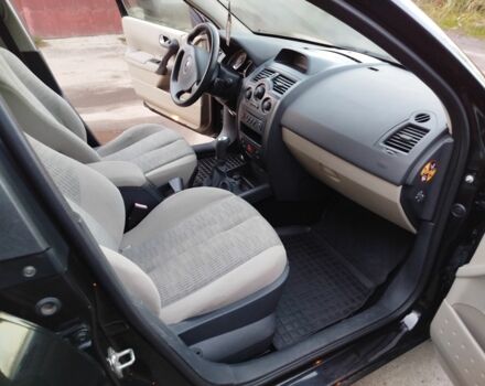 Червоний Рено Меган, об'ємом двигуна 1.6 л та пробігом 194 тис. км за 5000 $, фото 9 на Automoto.ua