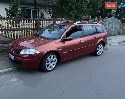Рено Меган 2006 в Владимирце на Automoto.ua Красный Рено Меган, объемом двигателя 1.6 л и пробегом 281 тыс. км за 4500 $, фото 14 на Automoto.ua