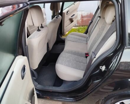 Червоний Рено Меган, об'ємом двигуна 1.6 л та пробігом 194 тис. км за 5000 $, фото 10 на Automoto.ua