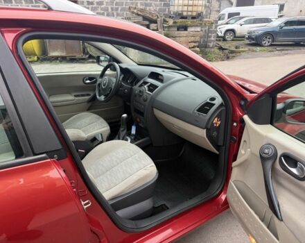 Червоний Рено Меган, об'ємом двигуна 1.6 л та пробігом 195 тис. км за 5000 $, фото 3 на Automoto.ua