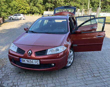 Красный Рено Меган, объемом двигателя 1.6 л и пробегом 280 тыс. км за 4500 $, фото 20 на Automoto.ua