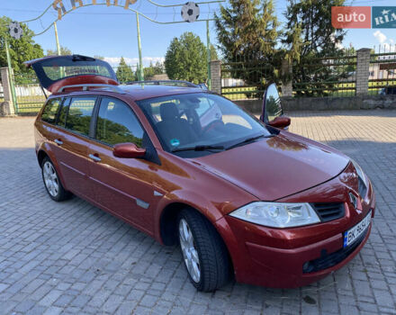 Красный Рено Меган, объемом двигателя 1.6 л и пробегом 270 тыс. км за 4900 $, фото 20 на Automoto.ua