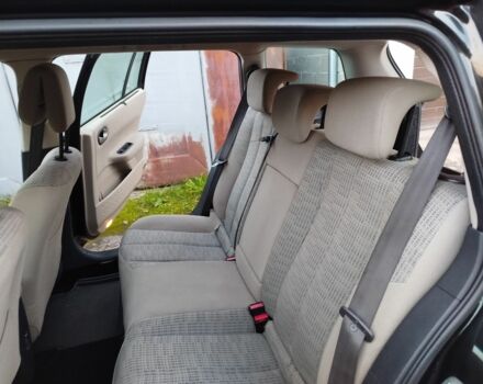 Червоний Рено Меган, об'ємом двигуна 1.6 л та пробігом 194 тис. км за 5000 $, фото 21 на Automoto.ua