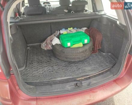 Рено Меган 2006 в Броварах на Automoto.ua Красный Рено Меган, объемом двигателя 1.6 л и пробегом 201 тыс. км за 5300 $, фото 6 на Automoto.ua