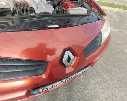 Рено Меган 2006 в Броварах на Automoto.ua Красный Рено Меган, объемом двигателя 1.6 л и пробегом 201 тыс. км за 5300 $, фото 15 на Automoto.ua