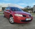 Рено Меган 2006 в Броварах на Automoto.ua Красный Рено Меган, объемом двигателя 1.6 л и пробегом 201 тыс. км за 5300 $, фото 1 на Automoto.ua