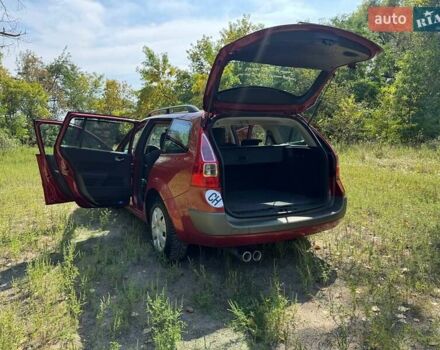Червоний Рено Меган, об'ємом двигуна 1.6 л та пробігом 226 тис. км за 5600 $, фото 74 на Automoto.ua