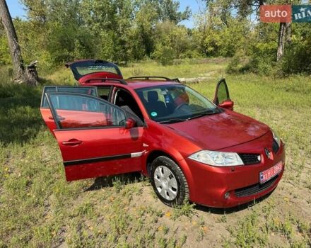 Червоний Рено Меган, об'ємом двигуна 1.6 л та пробігом 226 тис. км за 5600 $, фото 93 на Automoto.ua