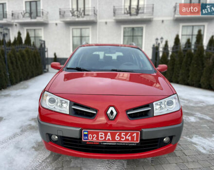 Красный Рено Меган, объемом двигателя 1.6 л и пробегом 238 тыс. км за 5299 $, фото 4 на Automoto.ua