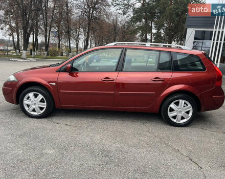 Красный Рено Меган, объемом двигателя 1.6 л и пробегом 201 тыс. км за 5899 $, фото 12 на Automoto.ua