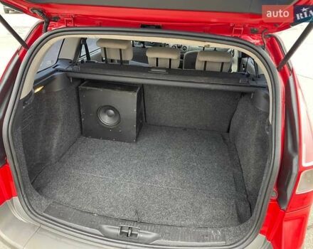 Красный Рено Меган, объемом двигателя 1.6 л и пробегом 265 тыс. км за 5200 $, фото 15 на Automoto.ua