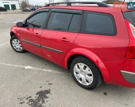 Красный Рено Меган, объемом двигателя 1.6 л и пробегом 265 тыс. км за 5200 $, фото 3 на Automoto.ua