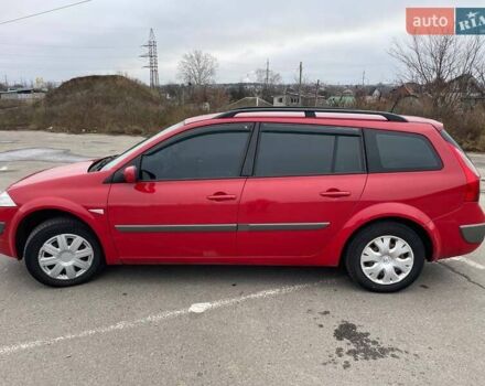 Красный Рено Меган, объемом двигателя 1.6 л и пробегом 265 тыс. км за 5200 $, фото 2 на Automoto.ua