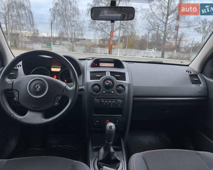 Красный Рено Меган, объемом двигателя 1.6 л и пробегом 201 тыс. км за 5899 $, фото 34 на Automoto.ua