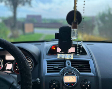 Червоний Рено Меган, об'ємом двигуна 2 л та пробігом 225 тис. км за 5500 $, фото 32 на Automoto.ua