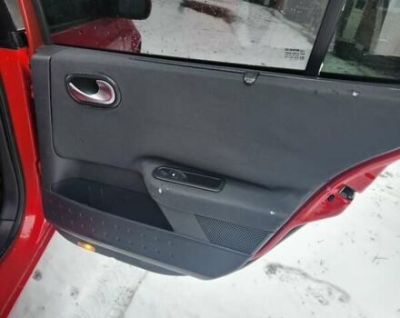 Красный Рено Меган, объемом двигателя 1.6 л и пробегом 300 тыс. км за 3650 $, фото 20 на Automoto.ua