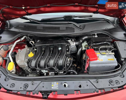 Красный Рено Меган, объемом двигателя 1.6 л и пробегом 201 тыс. км за 5899 $, фото 21 на Automoto.ua